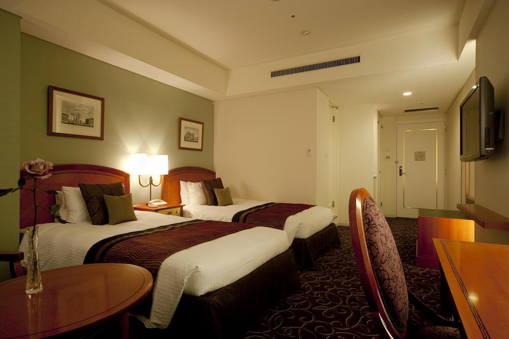 Takakura Hotel Fukuoka Εξωτερικό φωτογραφία