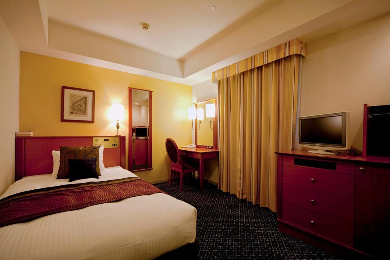 Takakura Hotel Fukuoka Δωμάτιο φωτογραφία